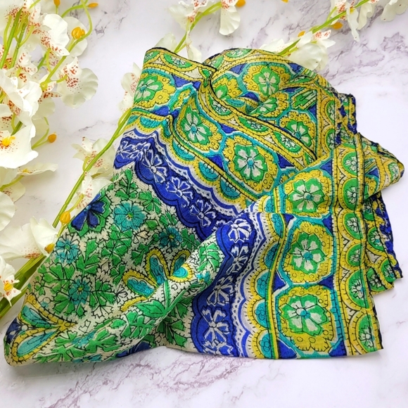 Vintage Accessories - Vintage Scarf